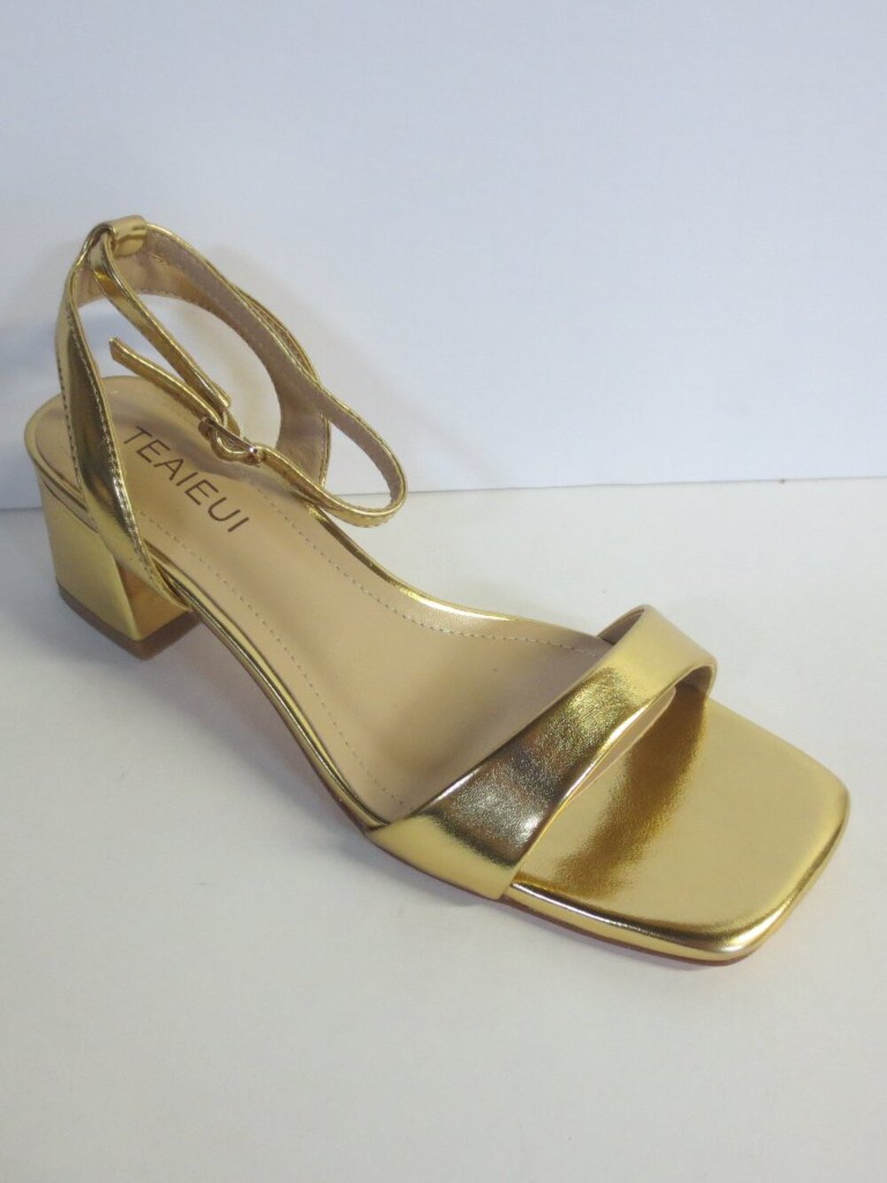 TEAIEUI Chunky Heels for Women, Square Open Toe Heeled Sandals - GOLD - US 7.5